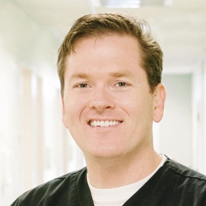 Dr. Darren Harrington